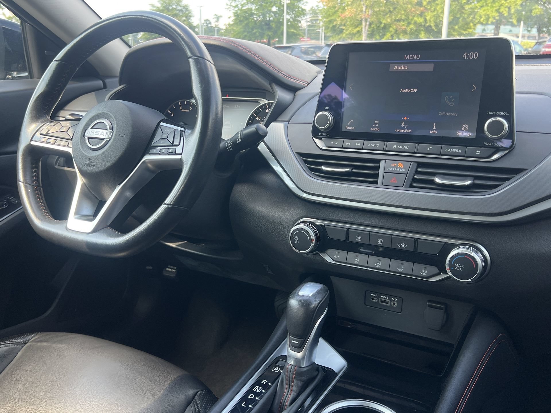 Used 2024 Nissan Altima 2.5 SR FWD image 3