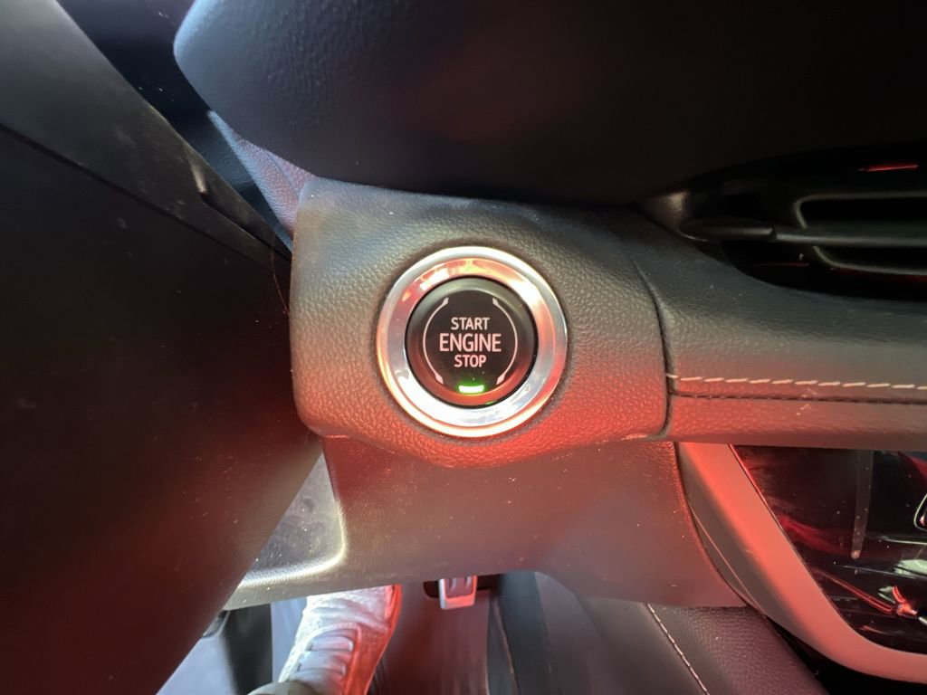 Certified 2023 Buick Envision Essence w/ Sport Touring Package image 16