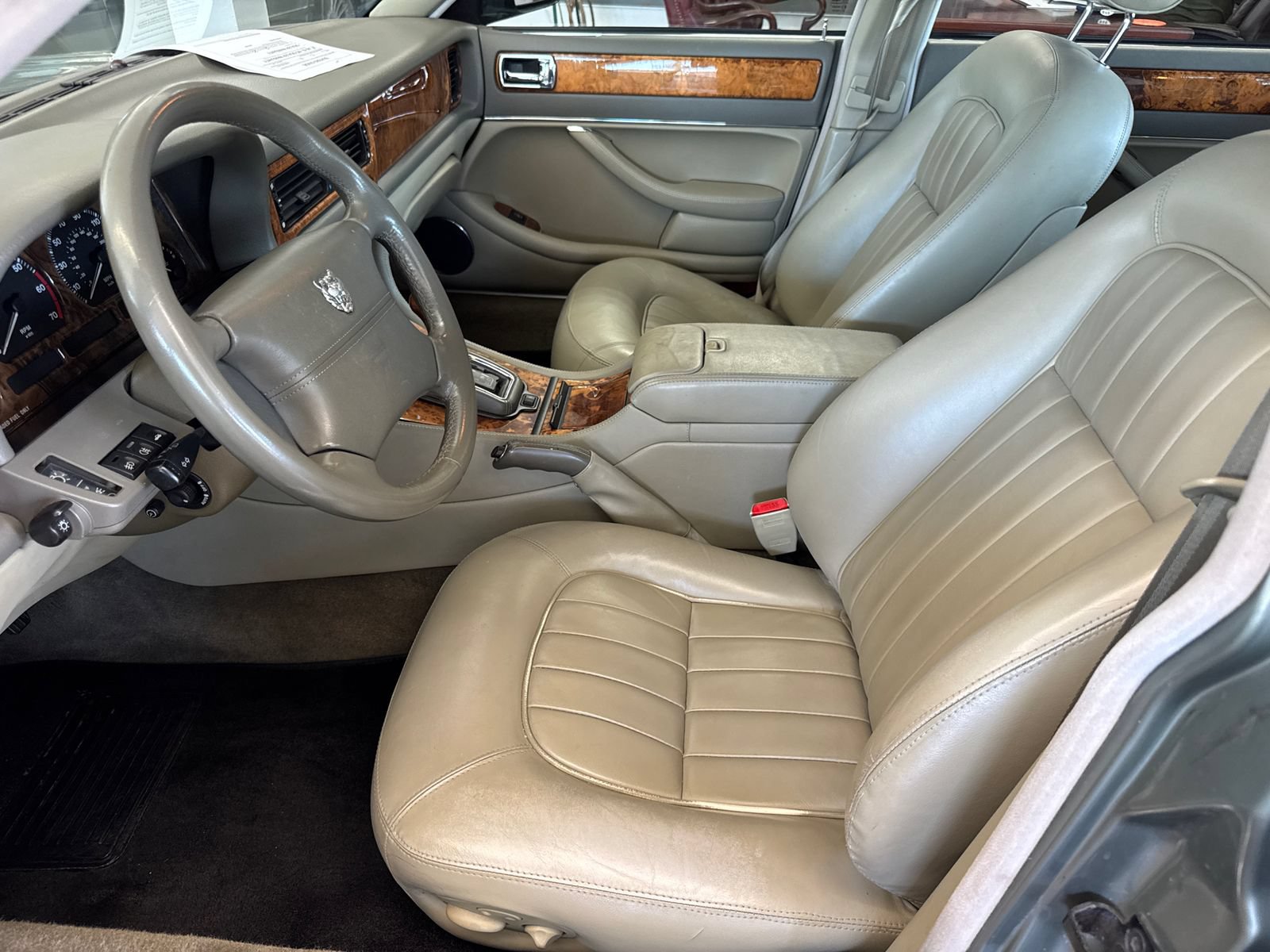 Used 1997 Jaguar XJ6 L RWD image 17
