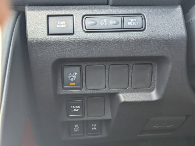 Used 2026 Nissan Frontier PRO-4X AWD/4WD image 30