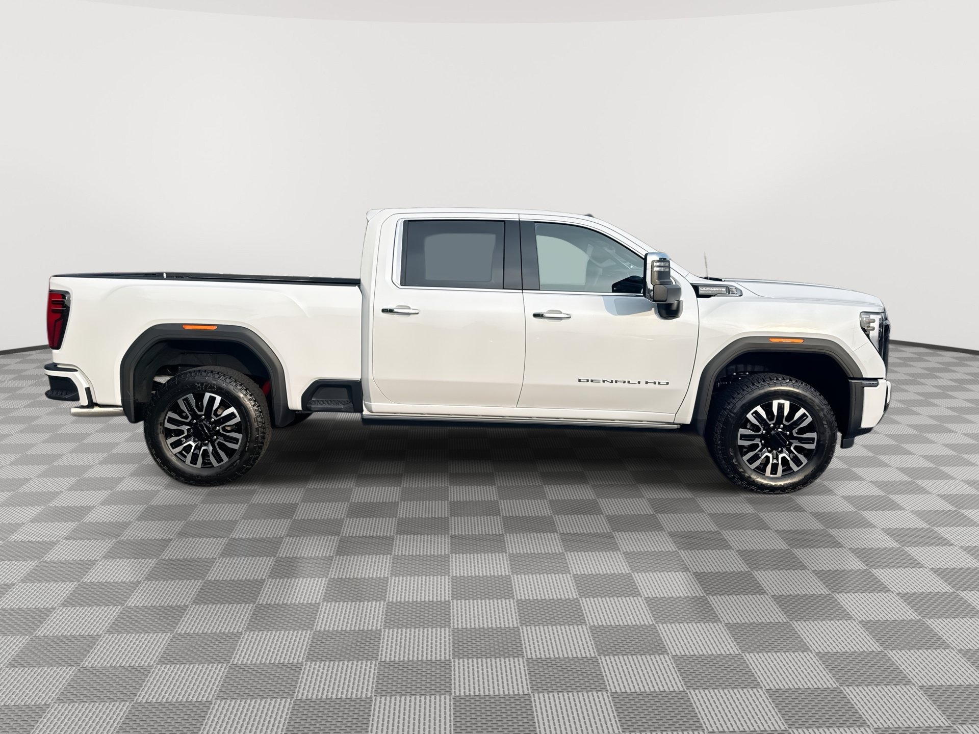 New 2026 GMC Sierra 2500 Denali Ultimate AWD/4WD image 9