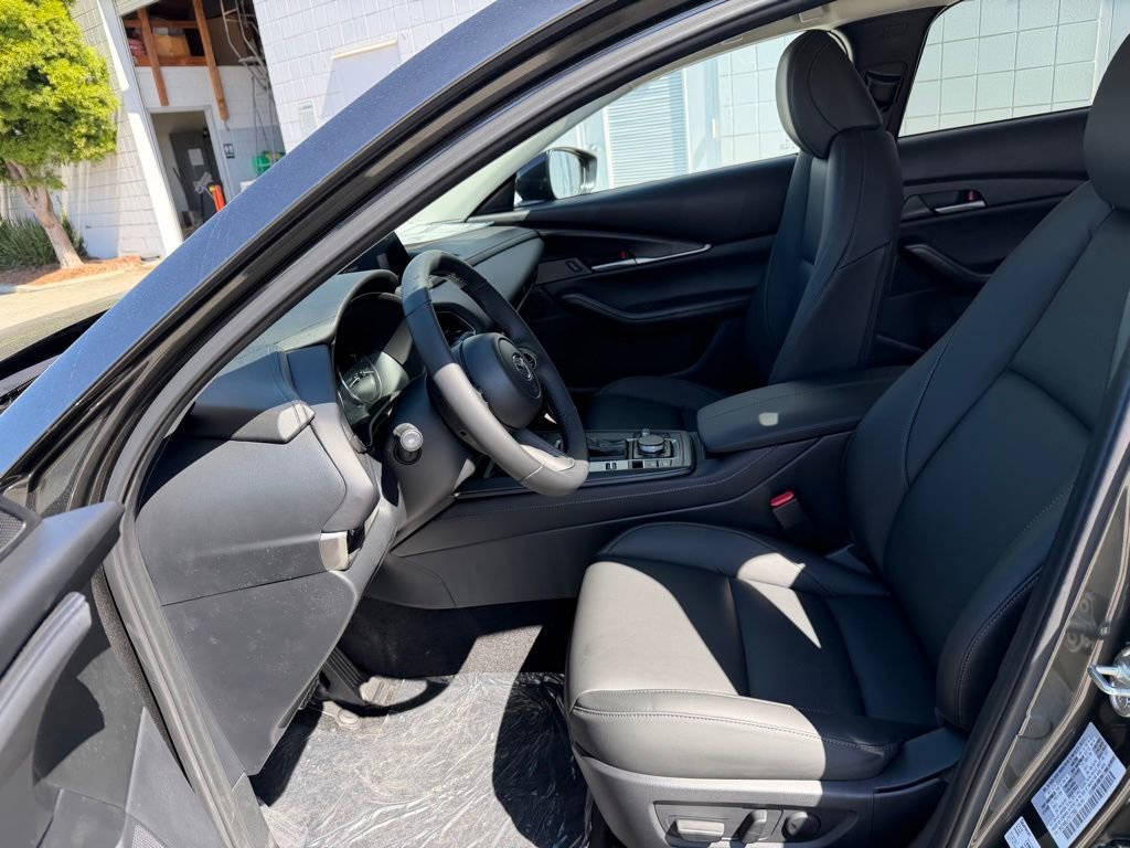 New 2026 MAZDA CX-30 AWD 2.5 S w/ Select Sport Pkg image 16