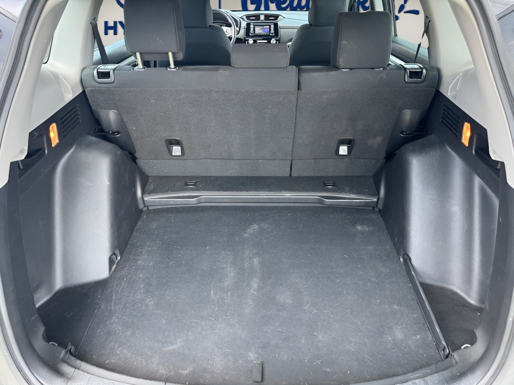 Used 2021 Honda CR-V LX image 9