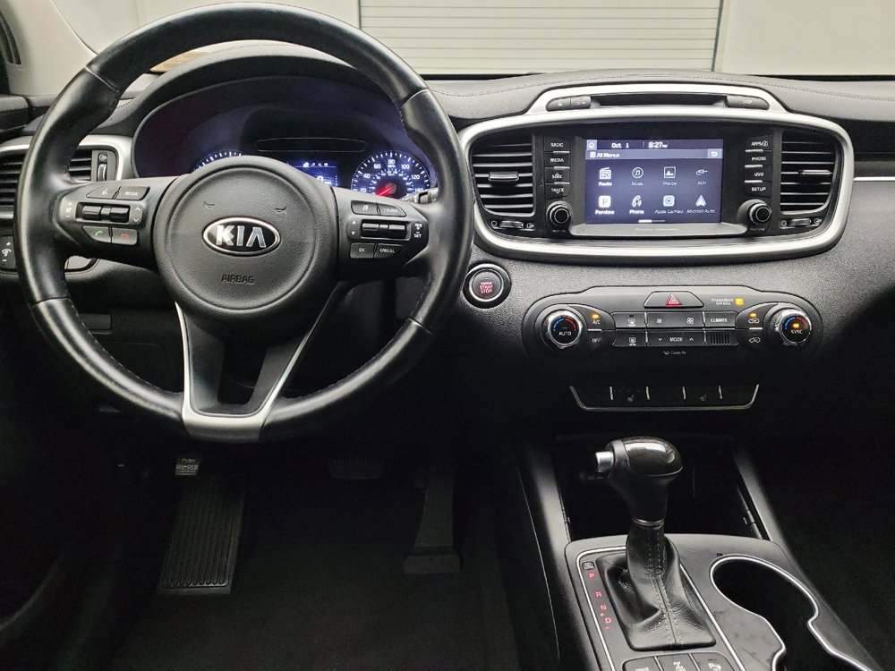Used 2017 Kia Sorento AWD w/ LX Convenience Package image 22