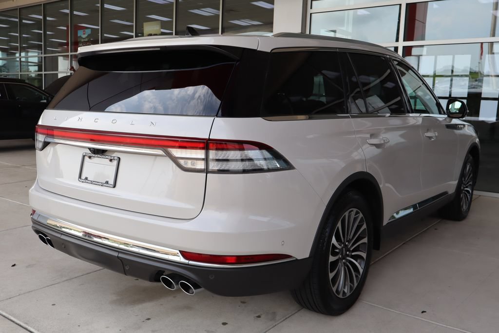 Used 2021 Lincoln Aviator Reserve w/ Equipment Group 201A RWD image 12