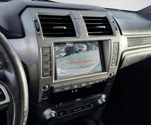 Used 2020 Lexus GX 460 Premium w/ Premium Package AWD/4WD image 13
