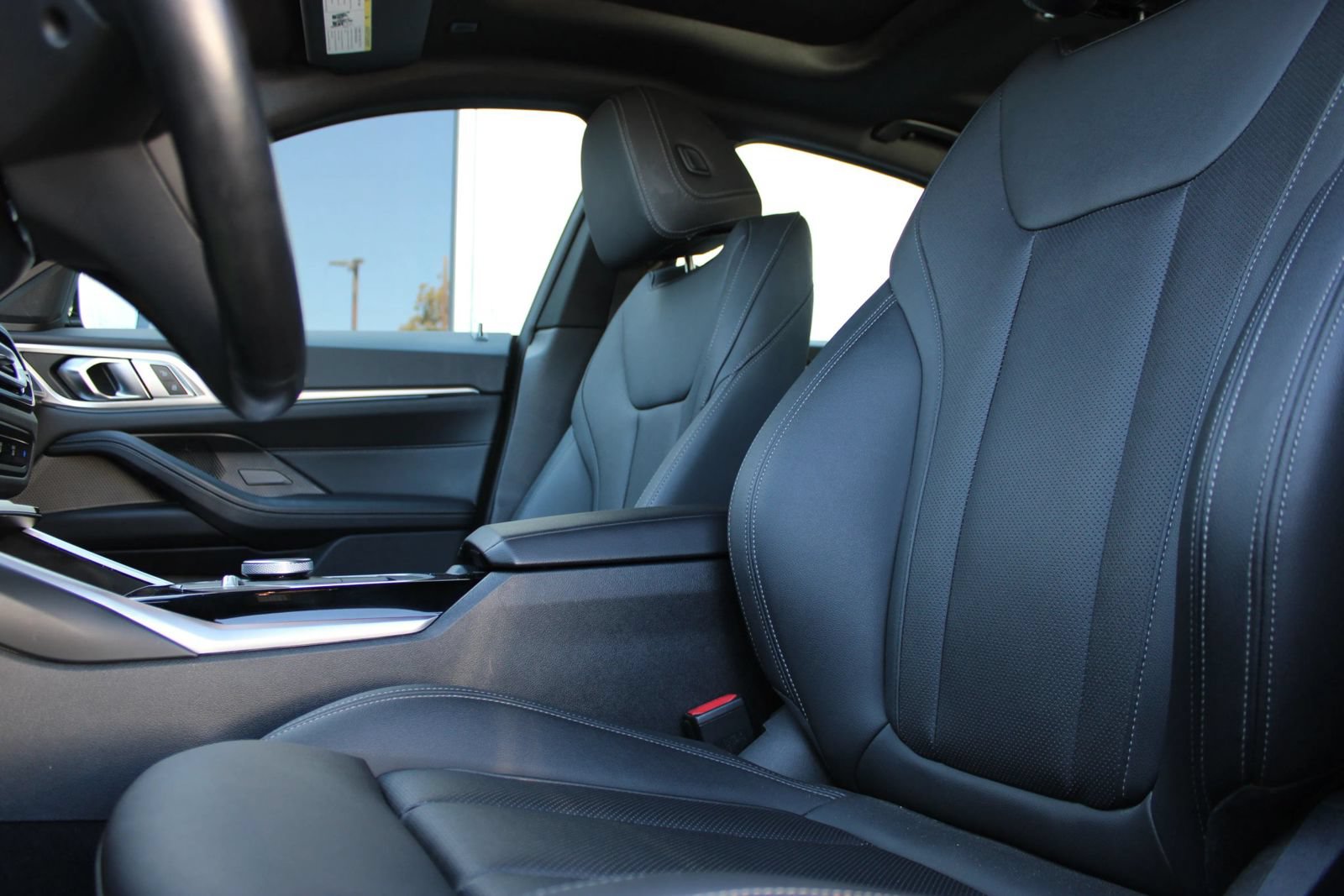Used 2023 BMW i4 eDrive40 RWD image 4