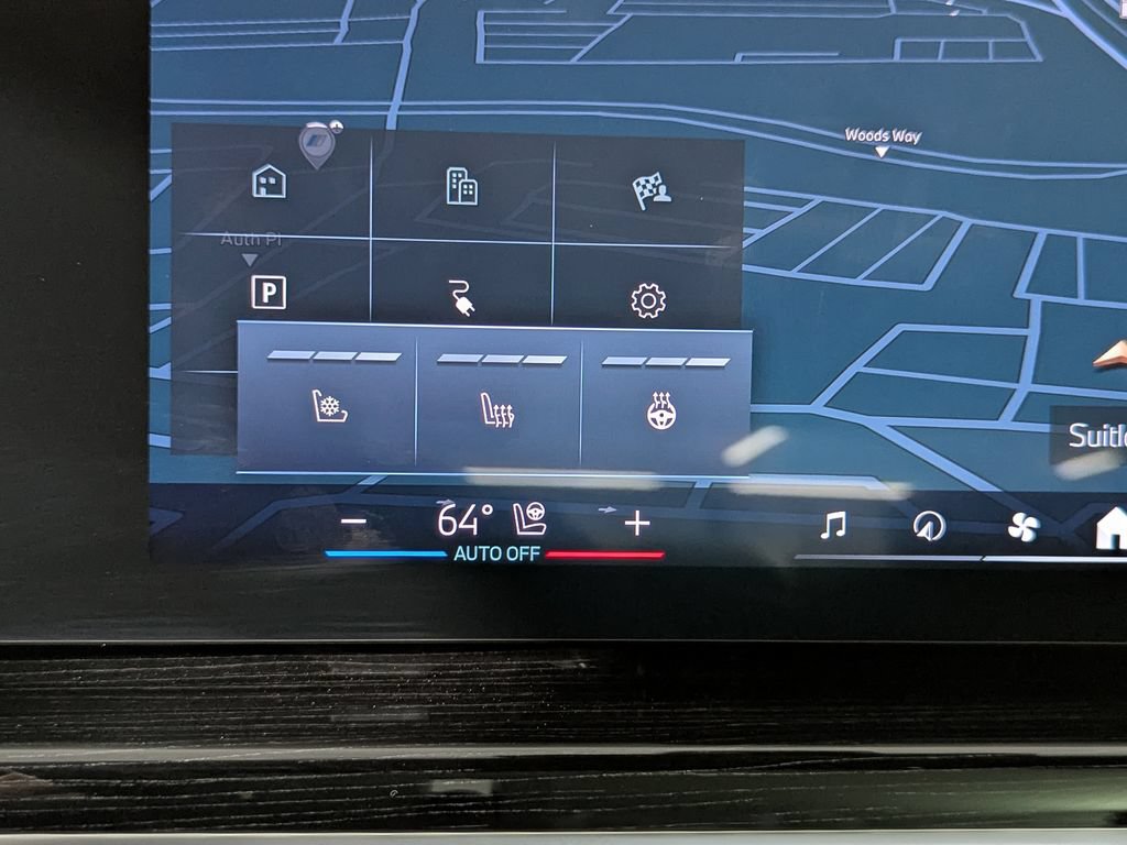 Used 2026 BMW i7 xDrive60 AWD/4WD image 27