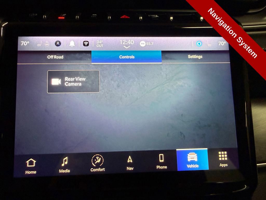 Used 2023 Jeep Grand Cherokee Limited image 29