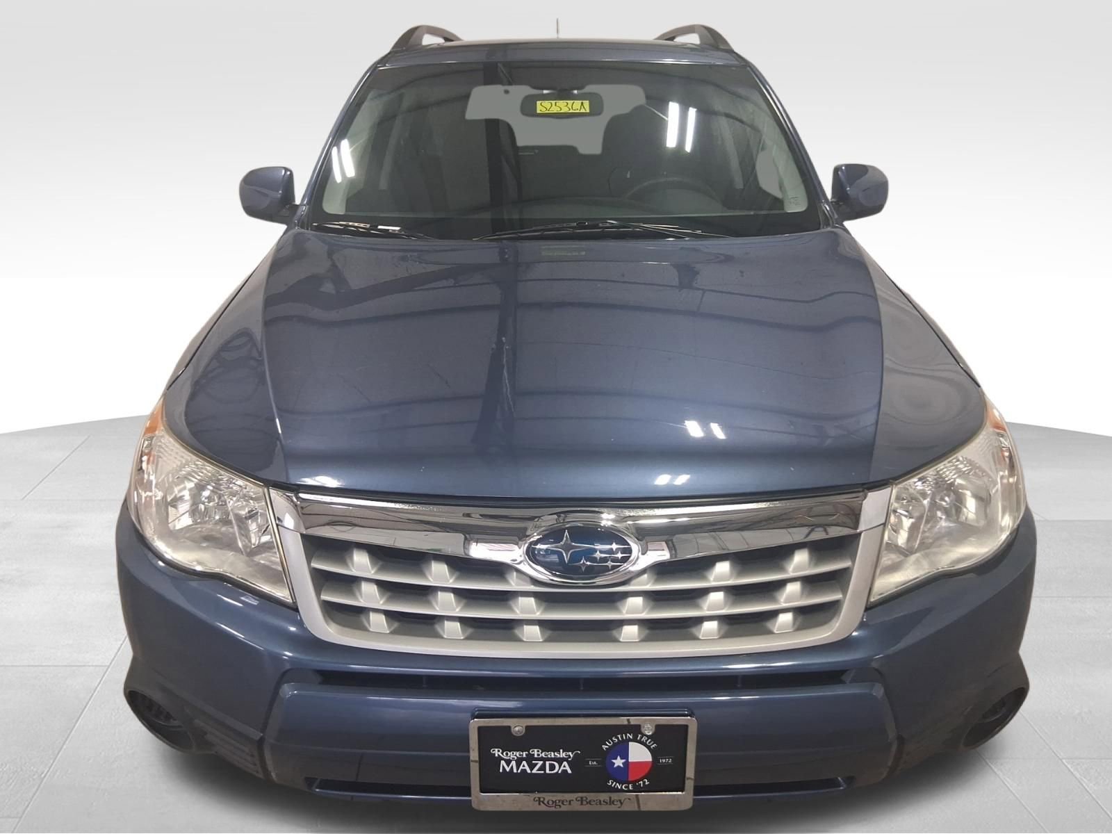 Used 2012 Subaru Forester 2.5X Premium AWD/4WD image 2