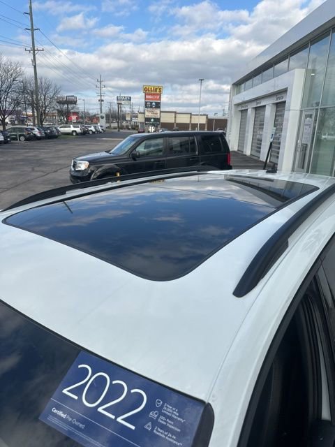 Used 2022 Volkswagen Tiguan SE R-Line image 24