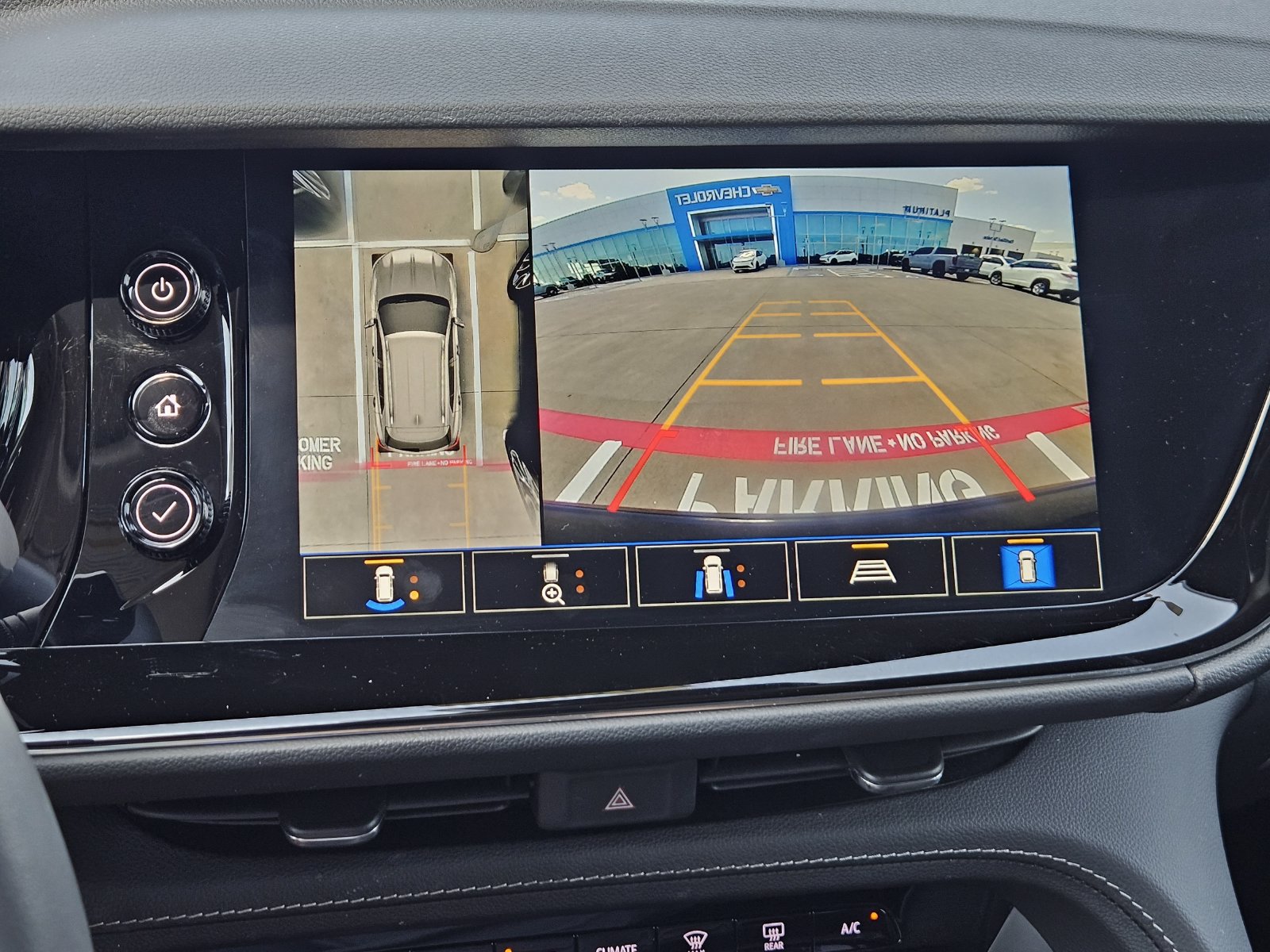Used 2023 Buick Envision Avenir FWD image 22