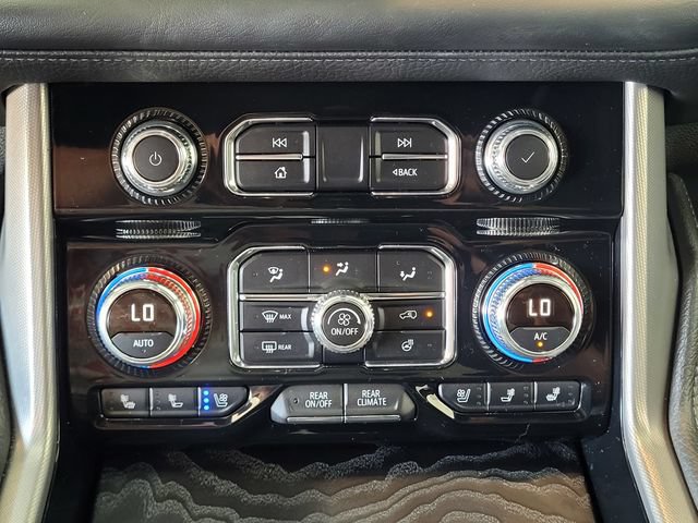 Used 2024 GMC Yukon Denali w/ Advanced Technology Package AWD/4WD image 21