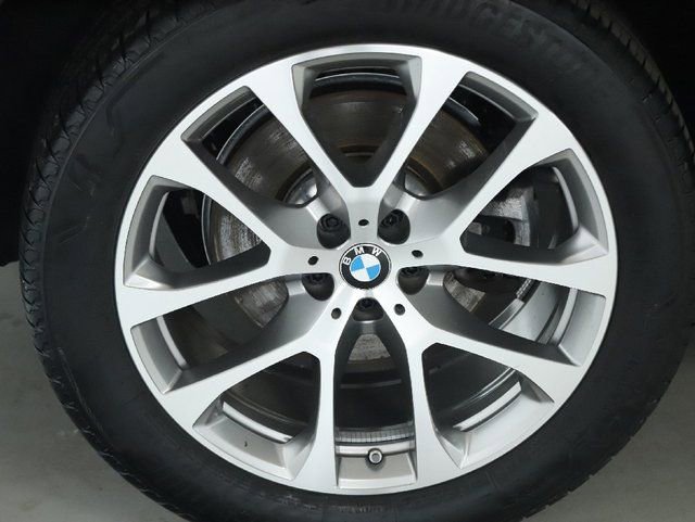 Certified 2024 BMW X5 xDrive40i w/ Premium Package image 12