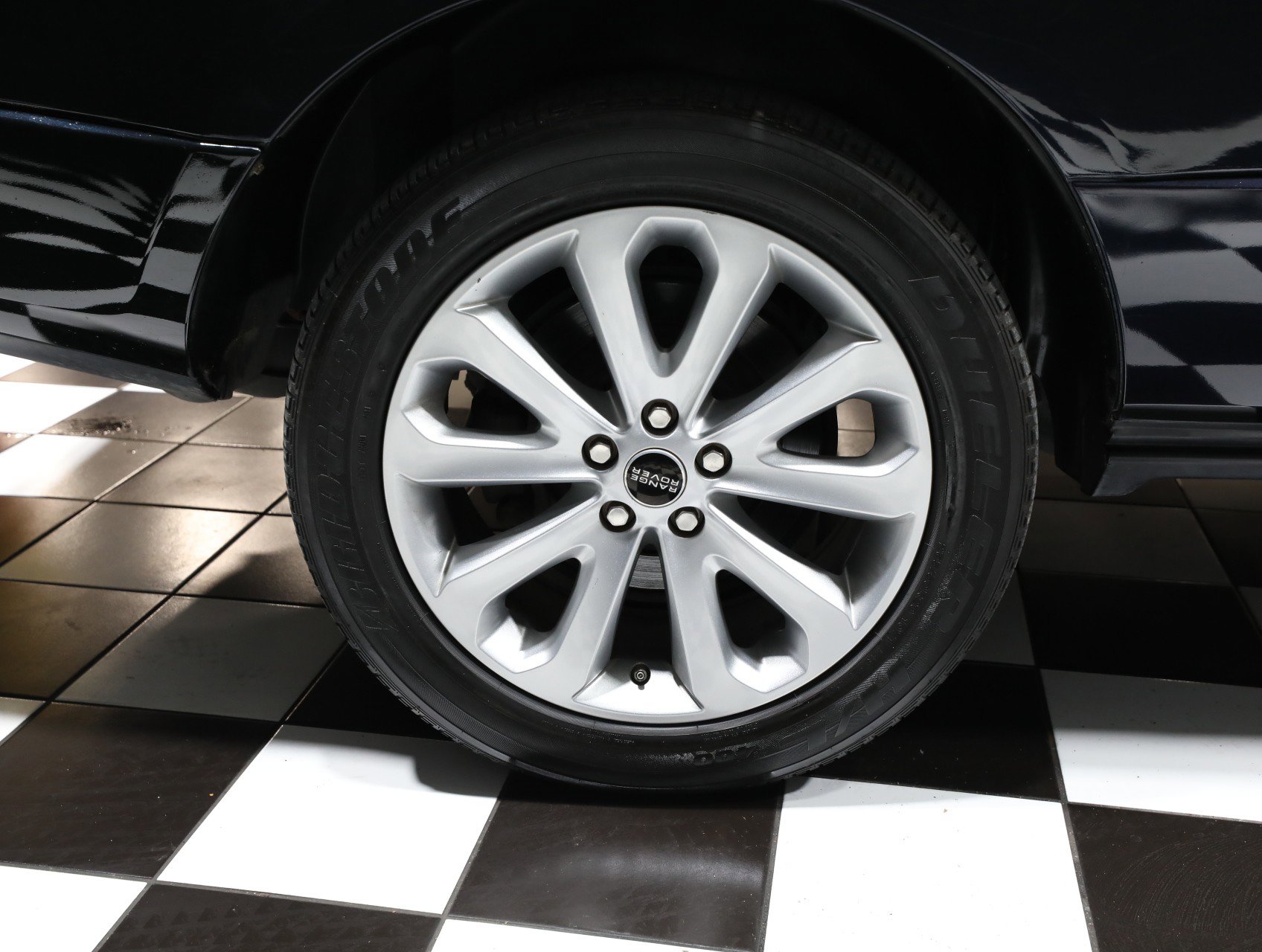 Used 2007 Land Rover Range Rover HSE image 25