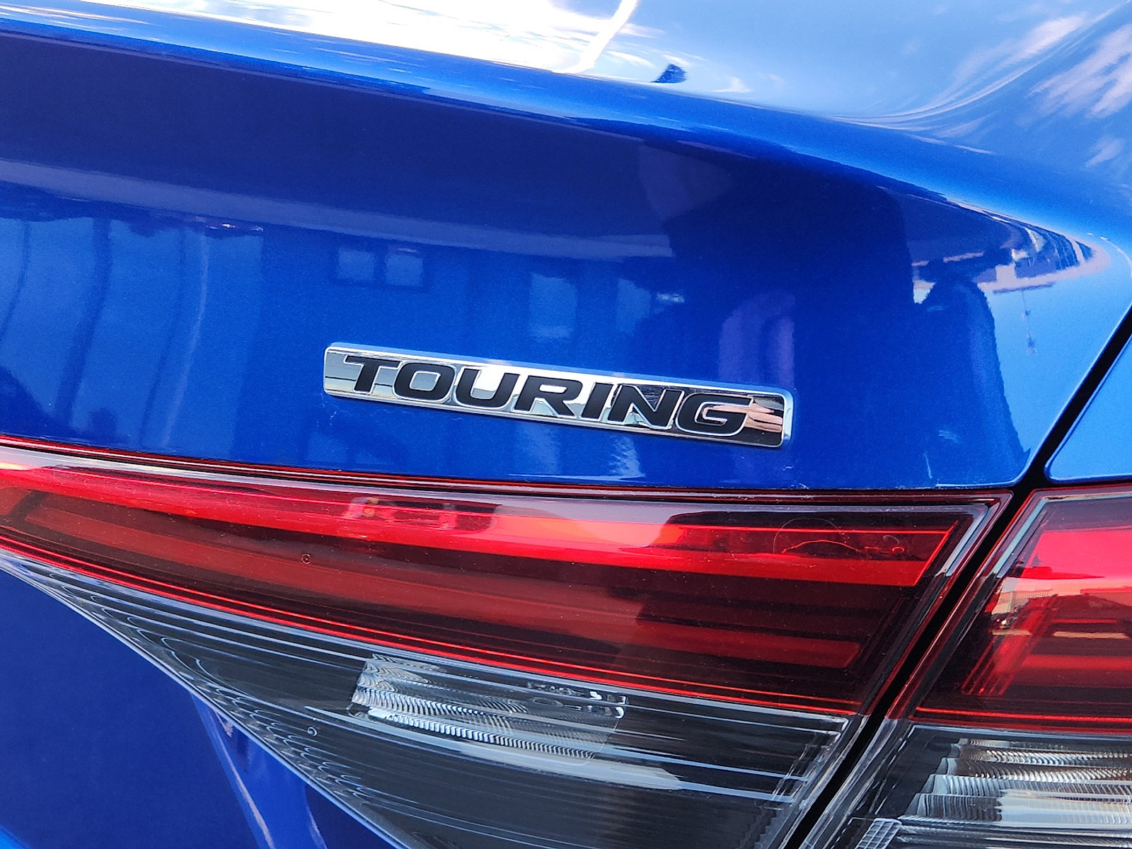 Used 2023 Honda Civic Touring image 10