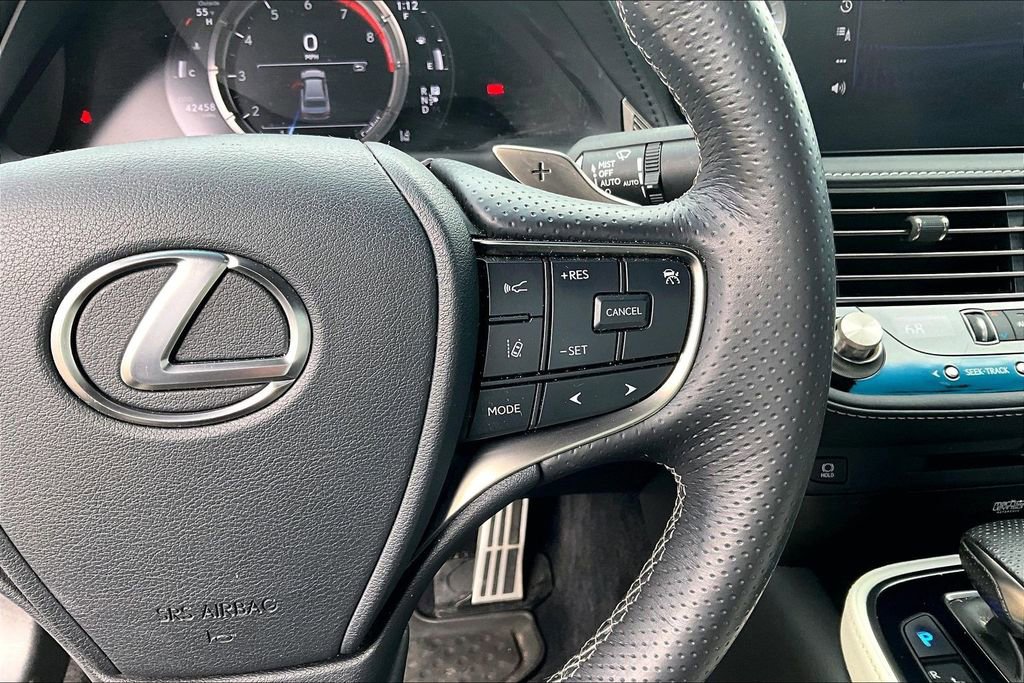 Used 2021 Lexus LS 500 F Sport w/ Accessory Package (Z2) image 11