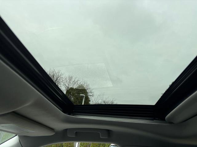 Used 2022 Toyota Highlander XLE image 21