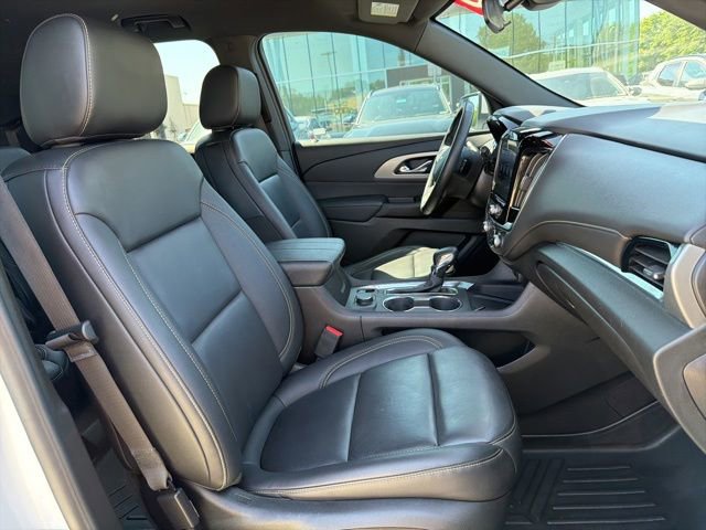 Used 2023 Chevrolet Traverse LT FWD image 29