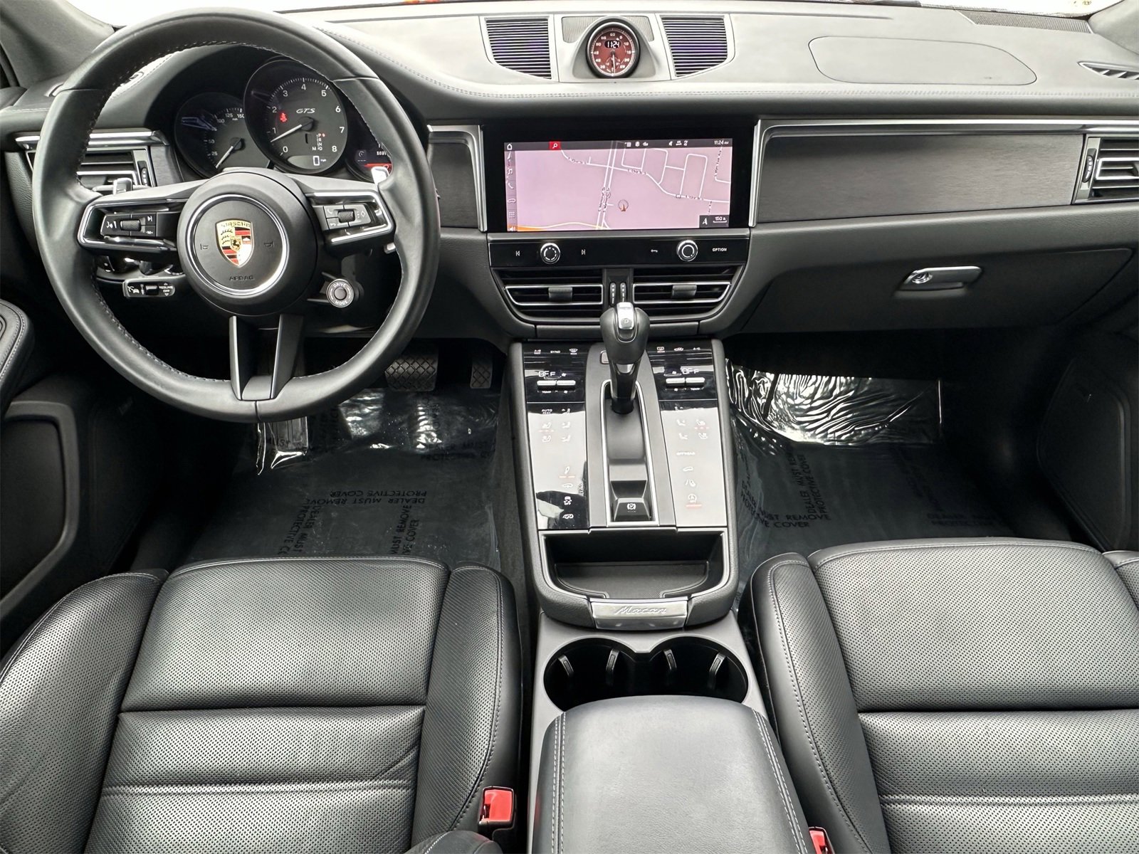 Certified 2024 Porsche Macan GTS image 13