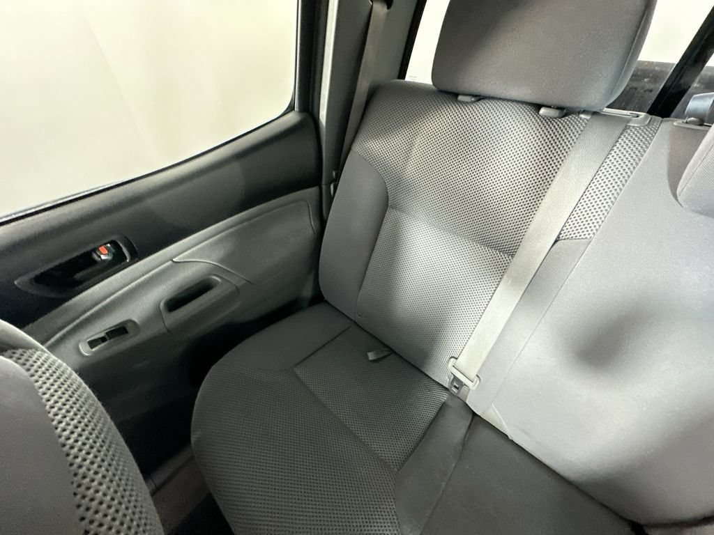 Used 2011 Toyota Tacoma PreRunner w/ TRD Sport Pkg RWD image 12