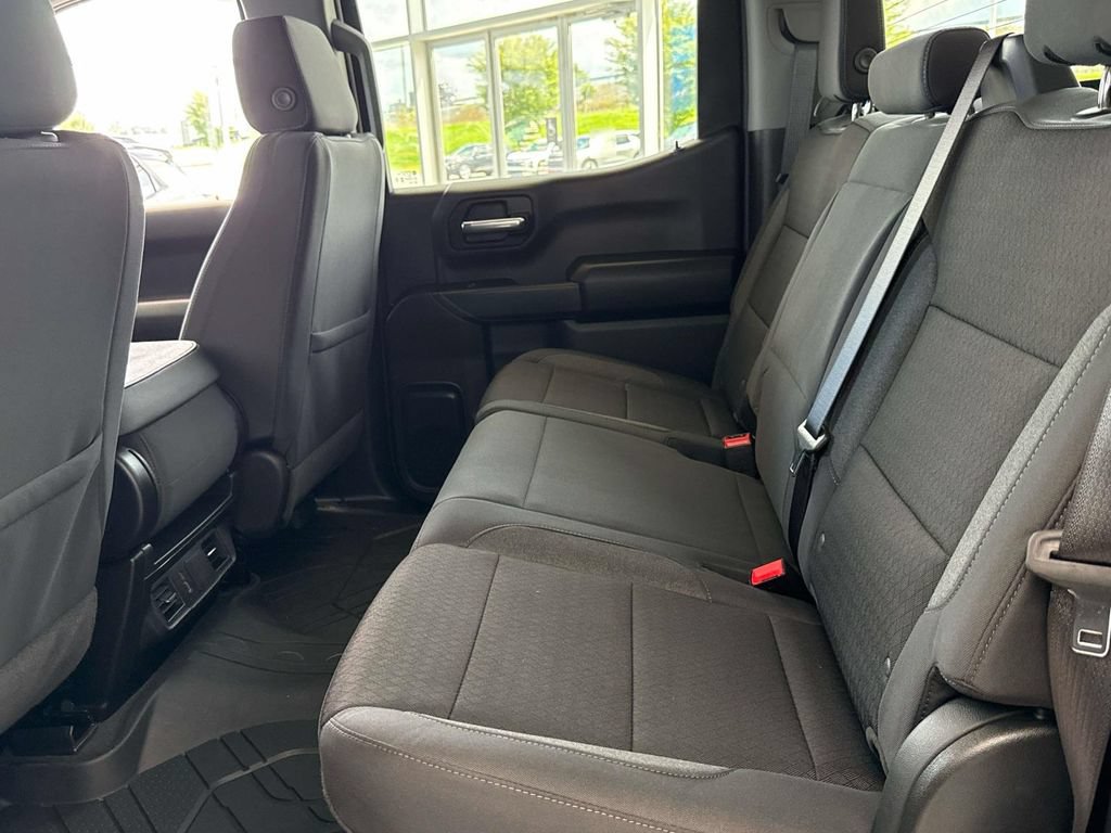 New 2026 Chevrolet Silverado 1500 Custom w/ LPO, Dark Essentials Package AWD/4WD image 10