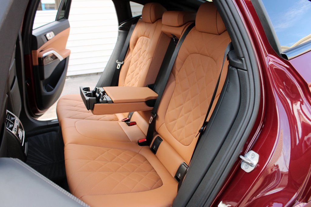 Used 2025 BMW X6 xDrive40i image 19