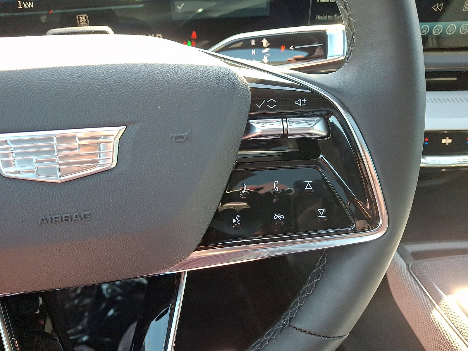 Used 2025 Cadillac Optiq Sport 1 AWD/4WD image 22