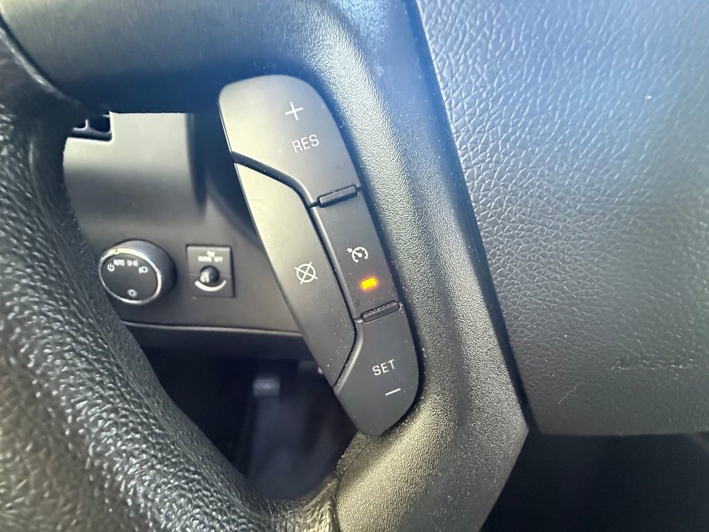 Used 2024 Chevrolet Express 2500 w/ Driver Convenience Package image 27