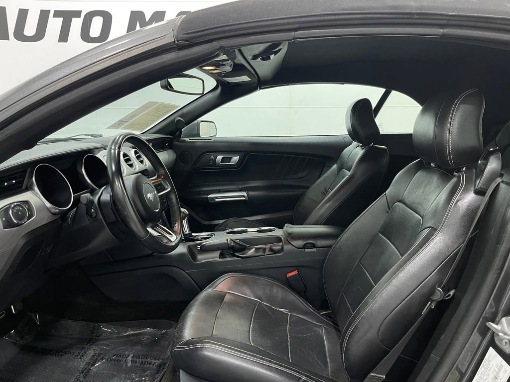 Used 2018 Ford Mustang Premium image 12