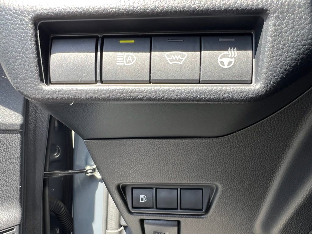 Used 2024 Toyota Prius XLE image 36