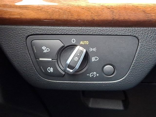 Used 2023 Audi Q5 2.0T Premium w/ Convenience Package image 23