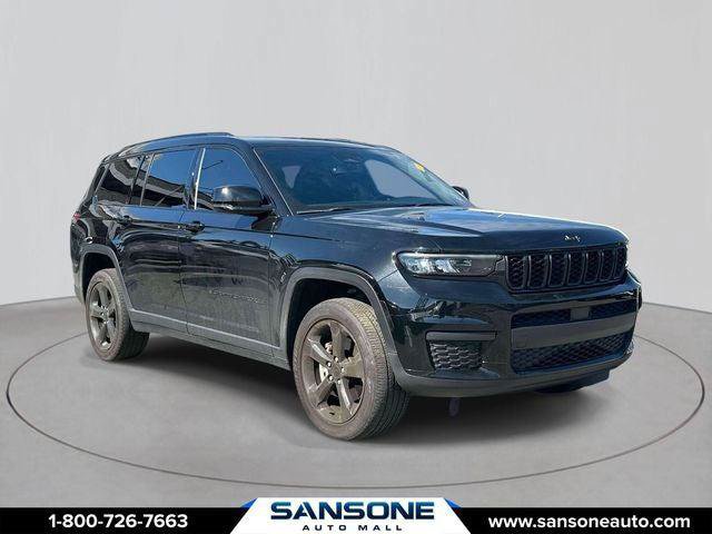 Certified 2023 Jeep Grand Cherokee L Altitude AWD/4WD image 1