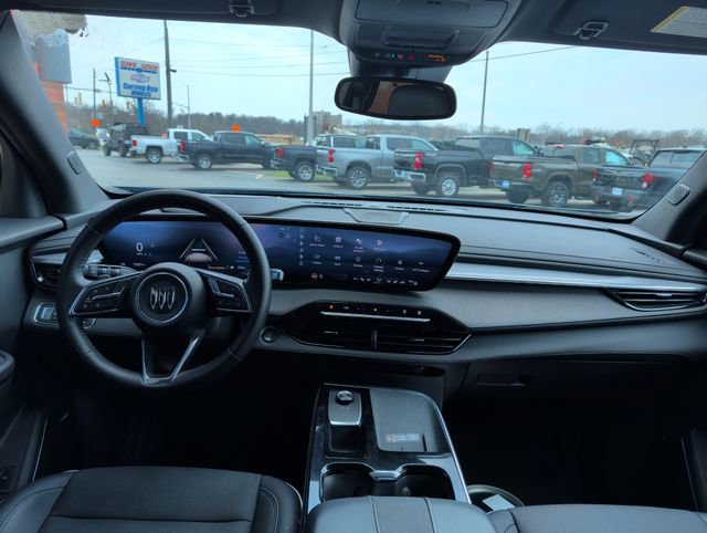 Certified 2025 Buick Enclave Preferred image 13