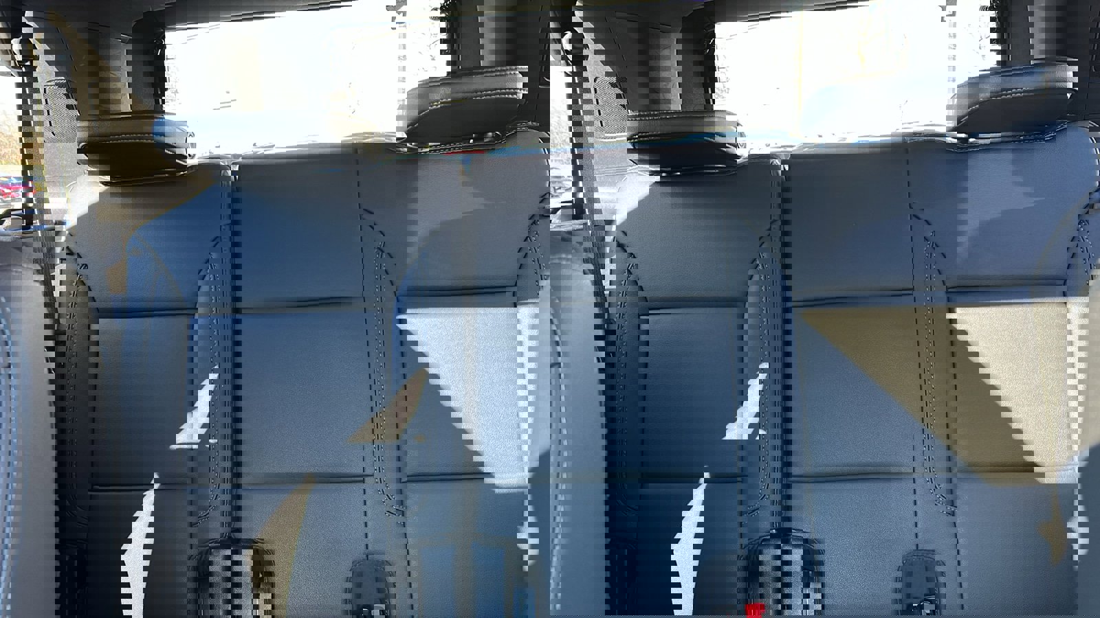 Used 2021 Chevrolet Tahoe Z71 image 27