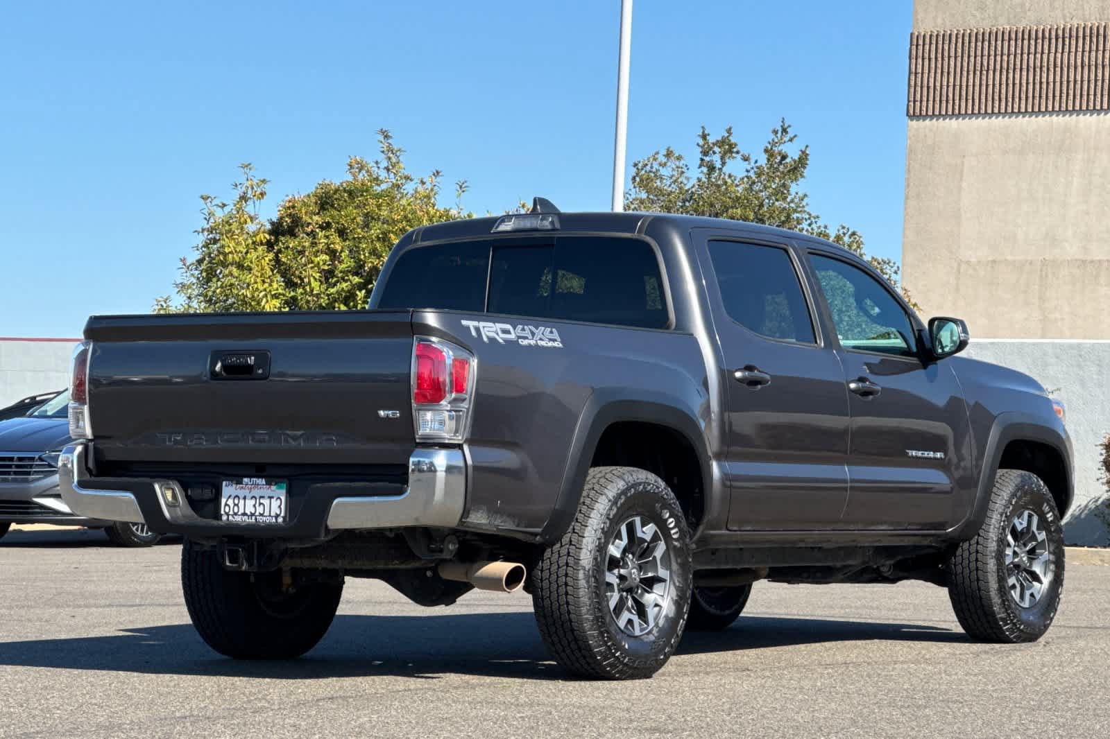 Certified 2023 Toyota Tacoma TRD Off-Road AWD/4WD image 2