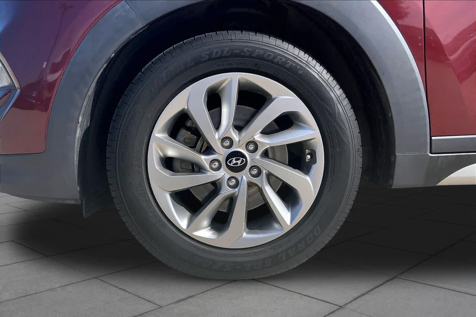 Used 2017 Hyundai Tucson SE w/ SE Popular Package 02 FWD image 11