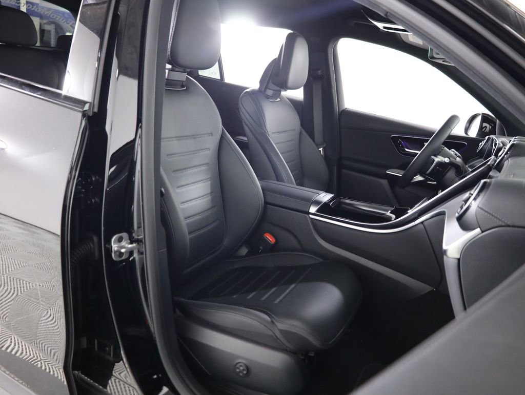 Used 2026 Mercedes-Benz GLC 300 4MATIC image 59