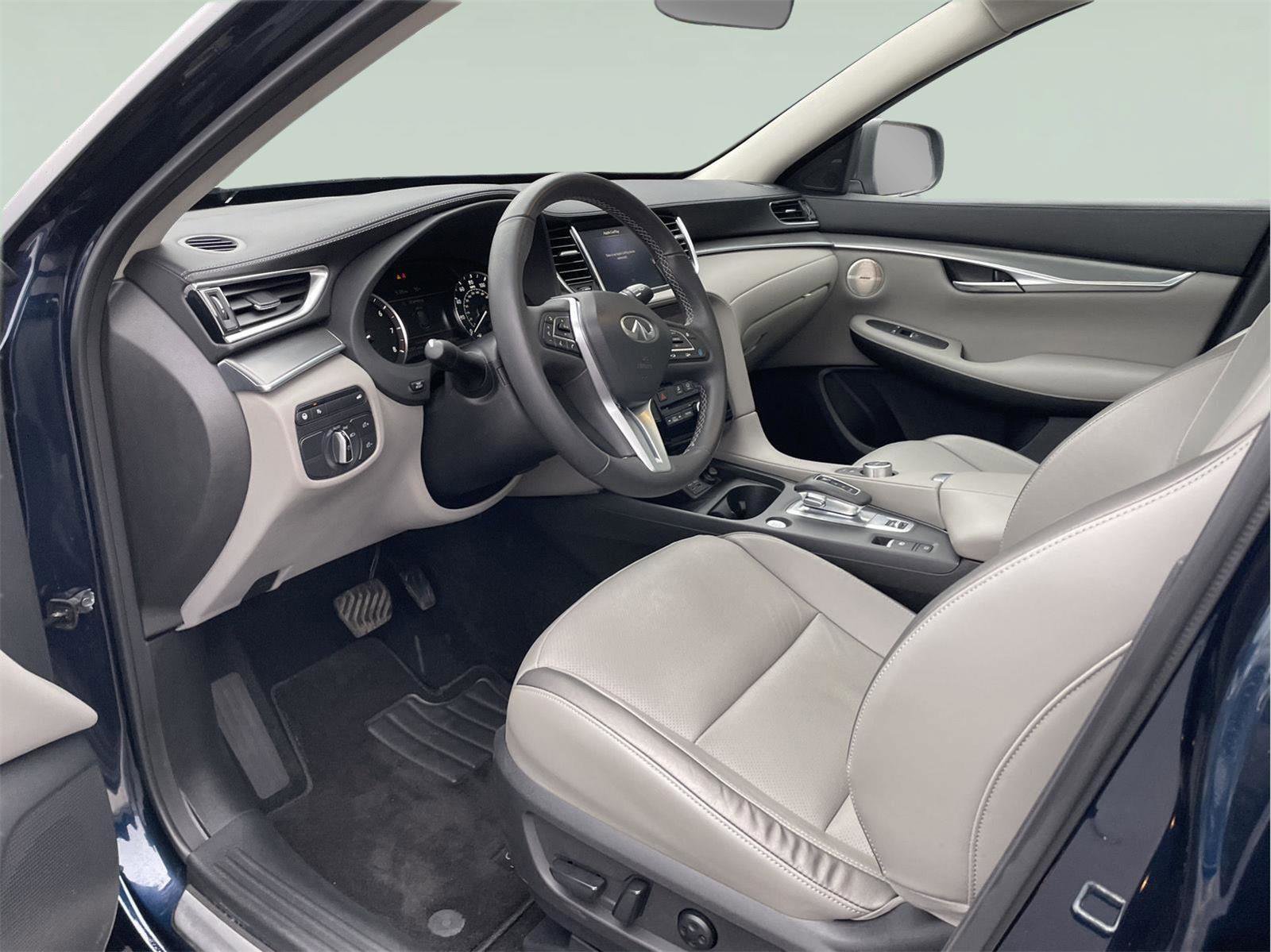 Used 2023 INFINITI QX50 Luxe image 13