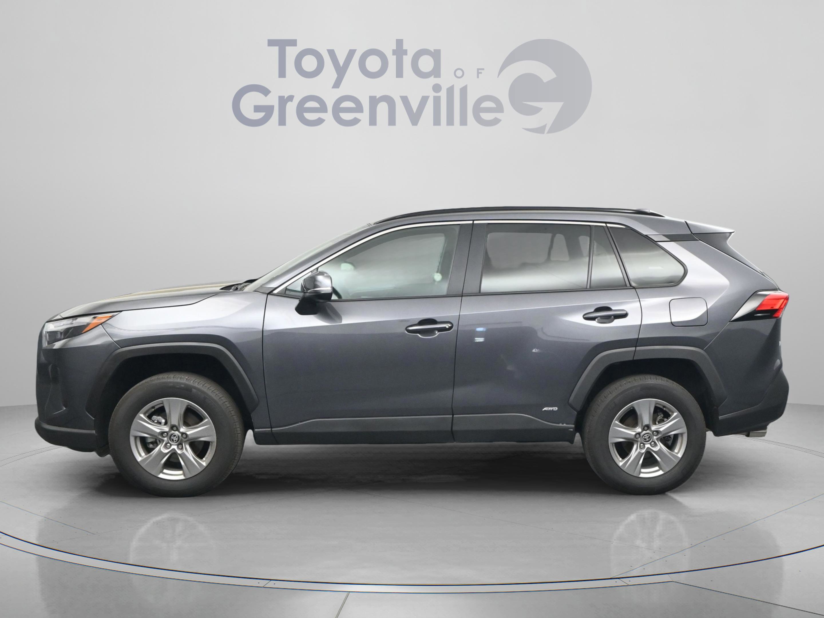 Certified 2025 Toyota RAV4 XLE AWD/4WD image 5