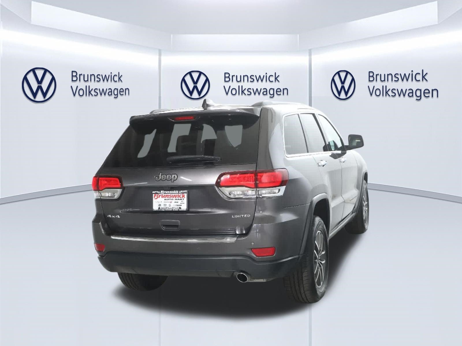 Used 2020 Jeep Grand Cherokee Limited AWD/4WD image 46