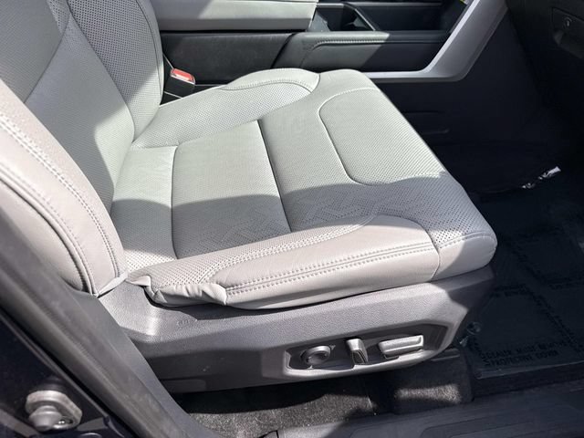 Used 2023 Toyota Tundra Limited AWD/4WD image 10