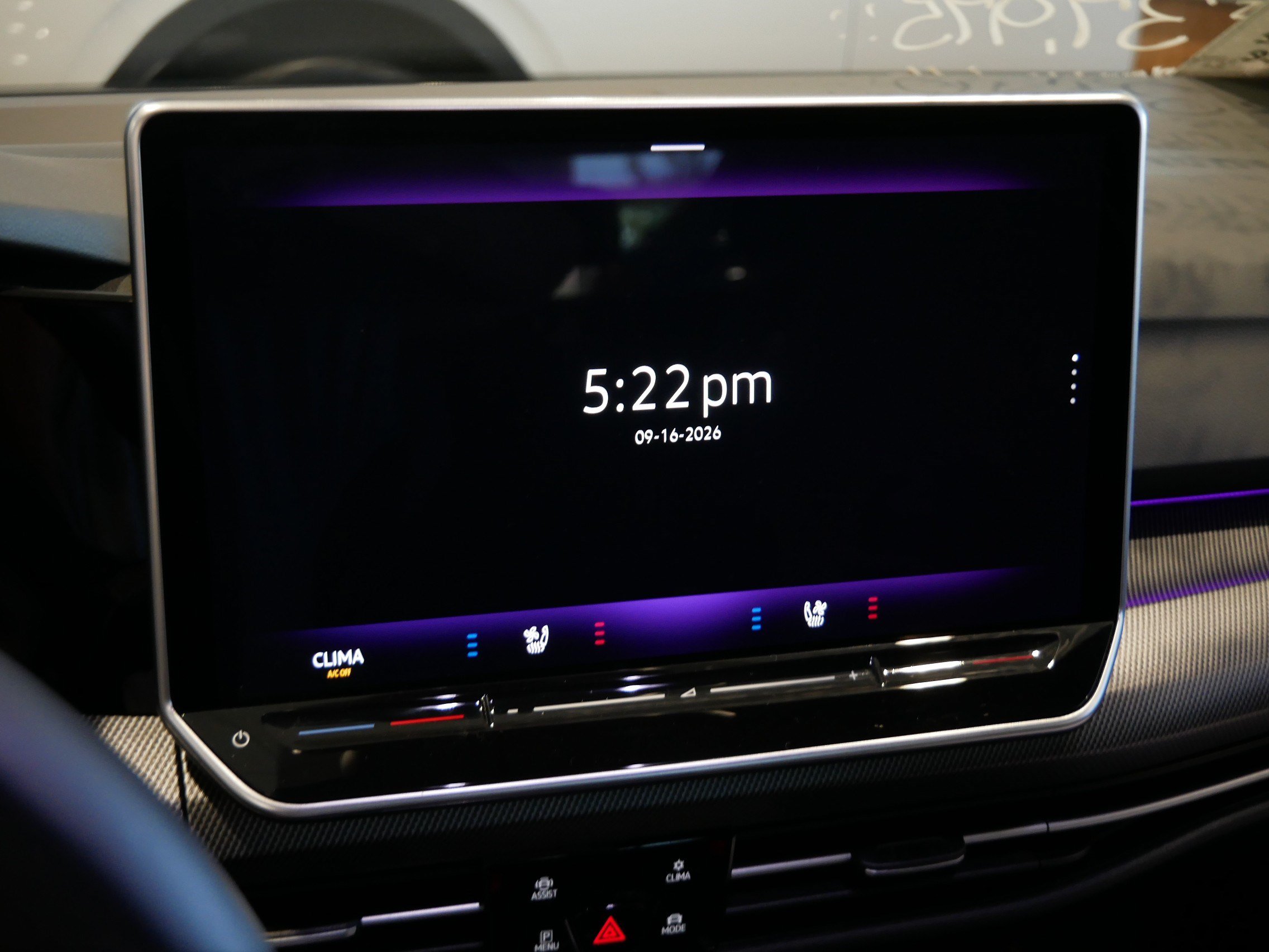 Certified 2025 Volkswagen GTI Autobahn FWD image 19