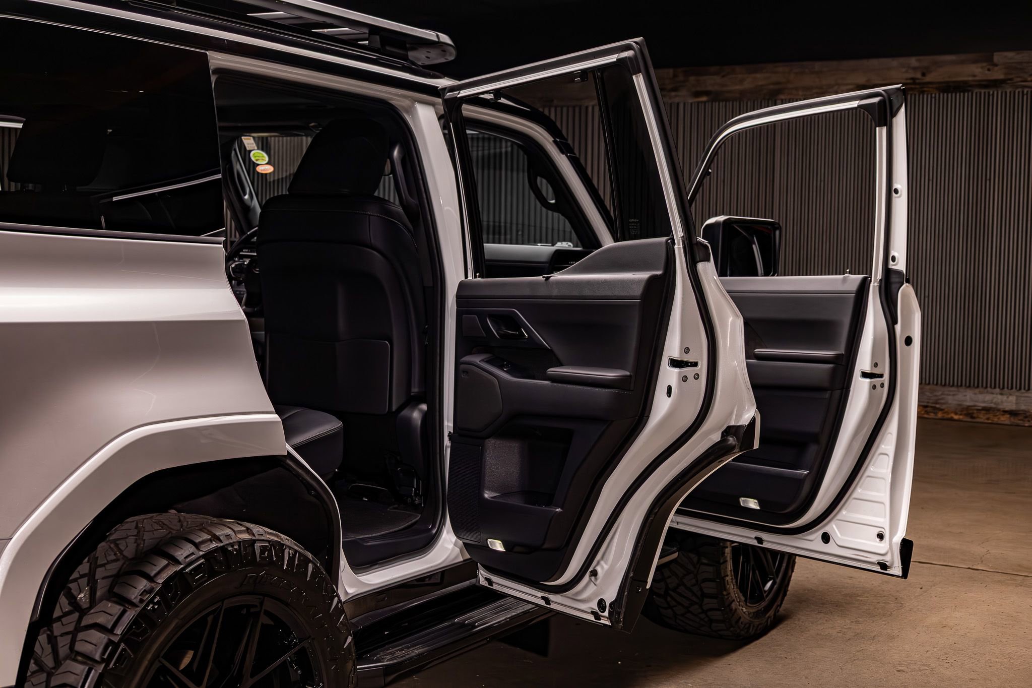 Used 2024 Lexus GX 550 w/ Cold Area Package image 29