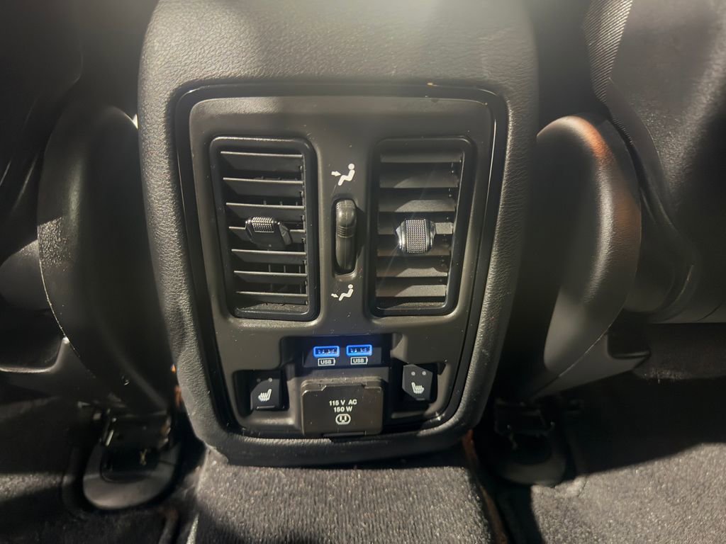 Used 2025 Dodge Durango GT AWD/4WD image 37
