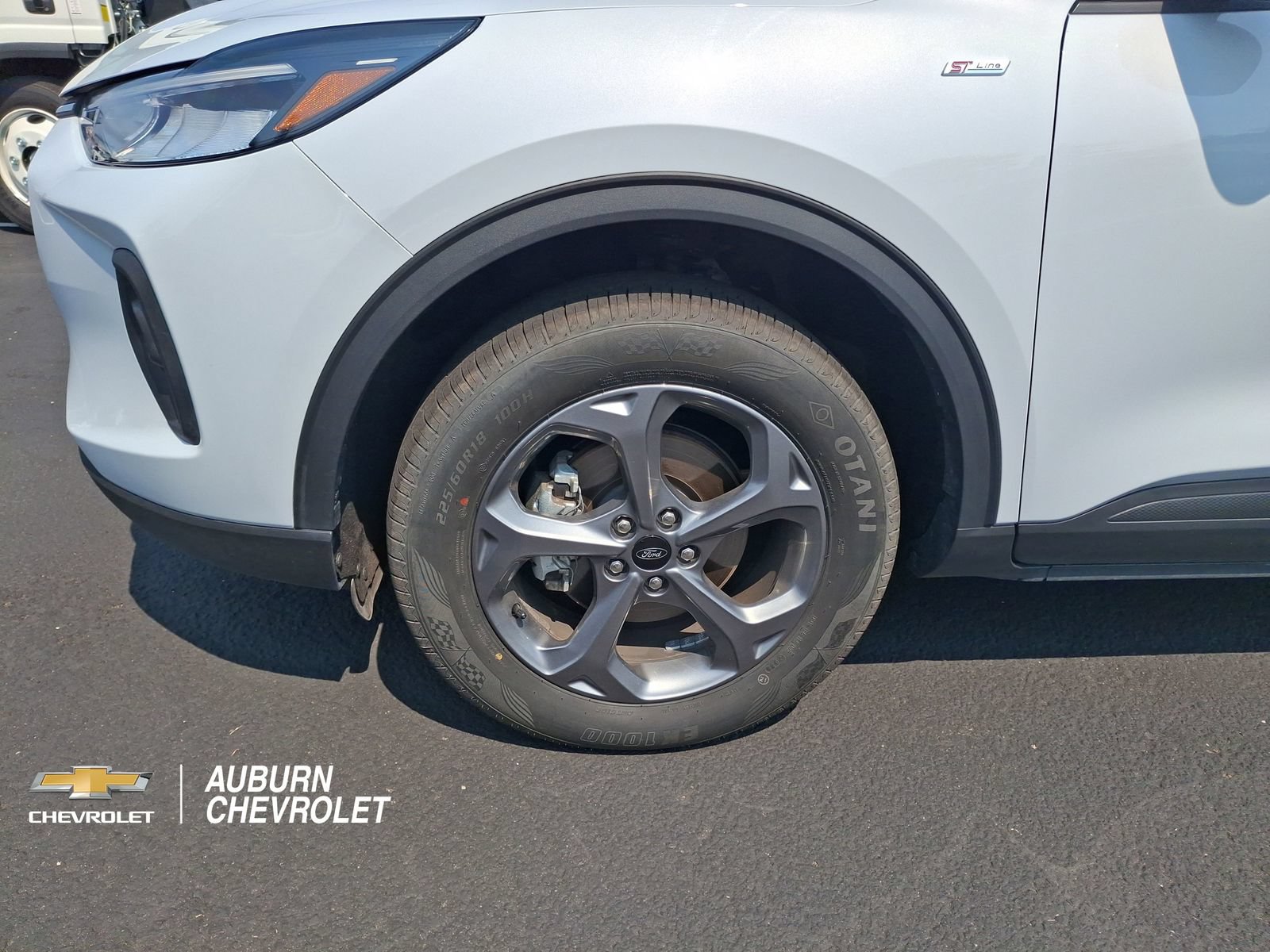 Used 2025 Ford Escape ST-Line Select AWD/4WD image 25