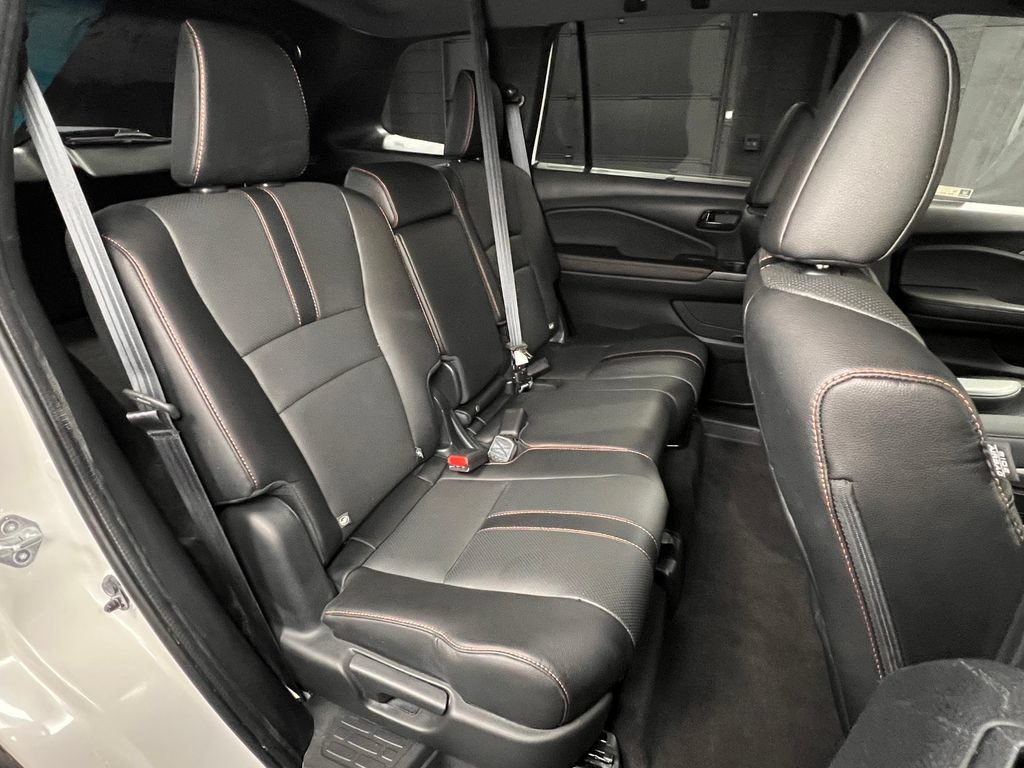 Used 2023 Honda Passport TrailSport image 28