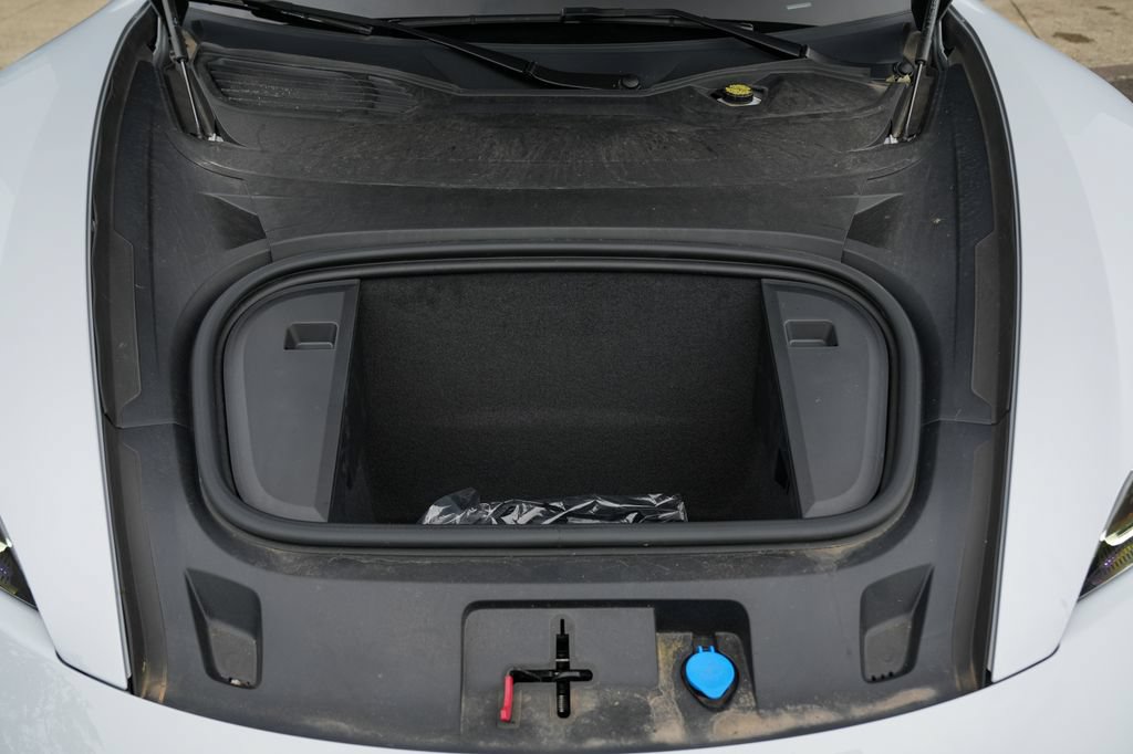Certified 2025 Porsche Taycan 4S AWD/4WD image 9