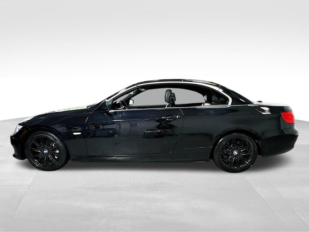 Used 2013 BMW 335i Convertible RWD image 7