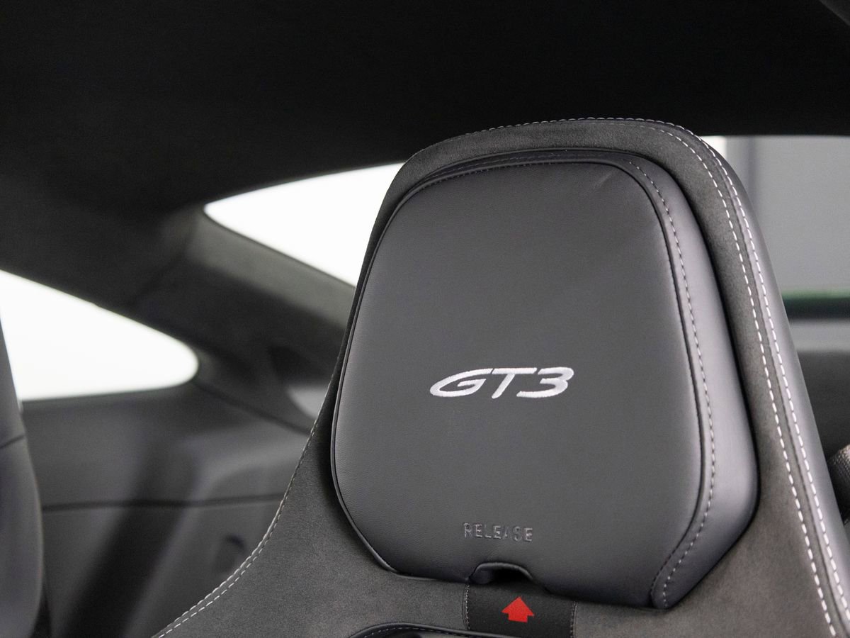 Certified 2026 Porsche 911 GT3 RWD image 33